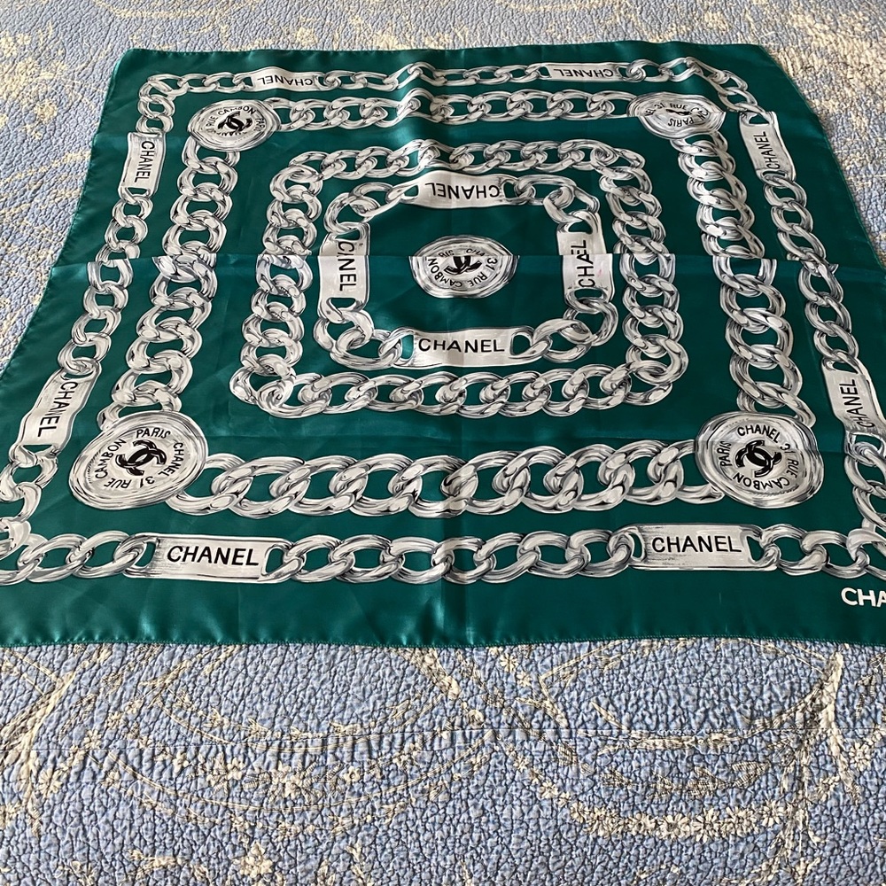 GREEN & GREY Scarf